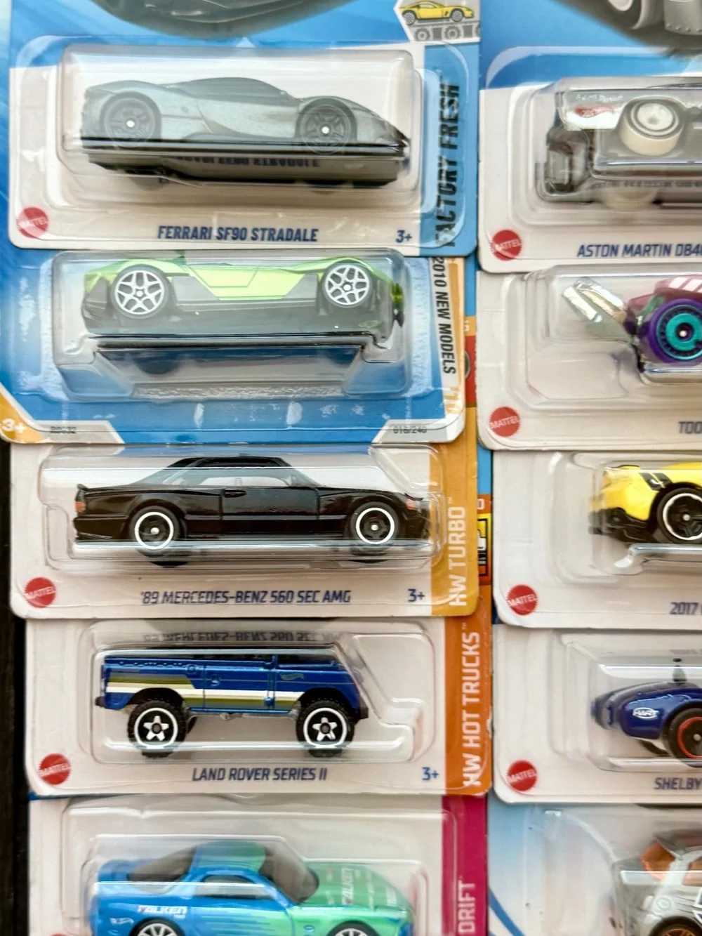 Buy one set, get the other for 5.00! Hot Wheels Lot of 10 Die-Cast Cars Ferrari